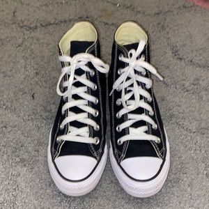 Black high top converse